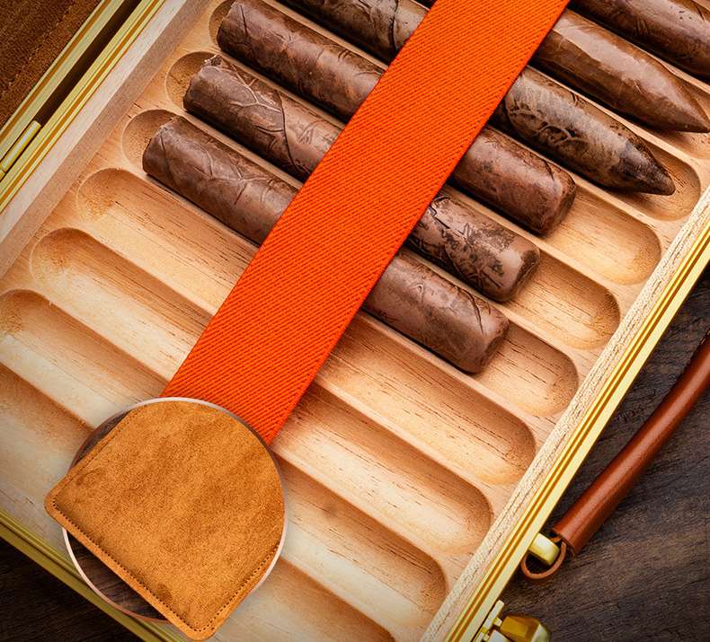 Hộp bảo quản cigar 20 điếu cao cấp Lubinski YJA 50025