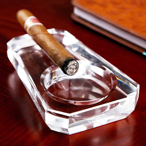 Mách bạn nơi bán gạt tàn đựng muội xì gà pha lê xịn giá rẻ?